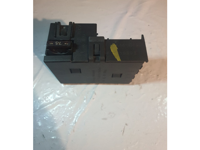 Блок предохранителей A2305450101 Mercedes-Benz SL R230