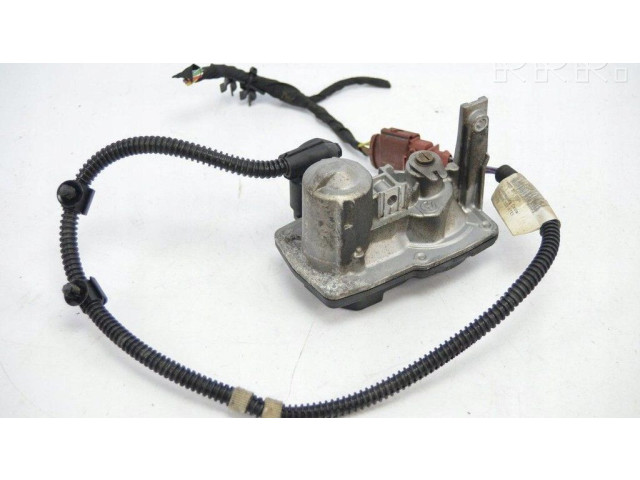 Запорный клапан двигателя