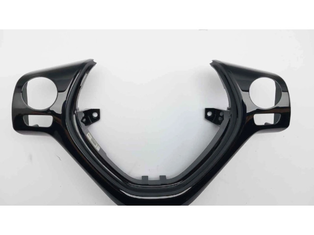 Руль Peugeot 108  2014- года B0009825XU      