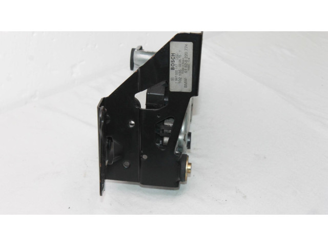 Моторчик заднего дворника 69036679    BMW 3 E46