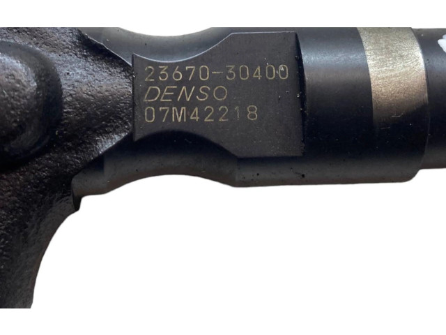 Vstřikovač 2367030400 Toyota Land Cruiser (J150)