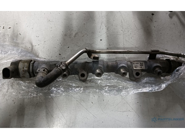 Топливная рампа 03p089004405   Skoda Fabia Mk2 (5J)  