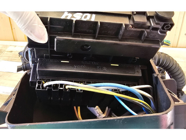 Pojistková skříňka 9636079380 Citroen Jumpy 2010