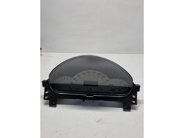 Přístrojová deska Mercedes-Benz A W168 2000 09051649902