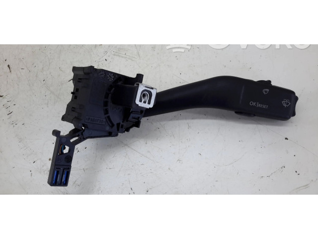 Ручка стеклоочистителей 1K0953519C, 01203507 Volkswagen Jetta V