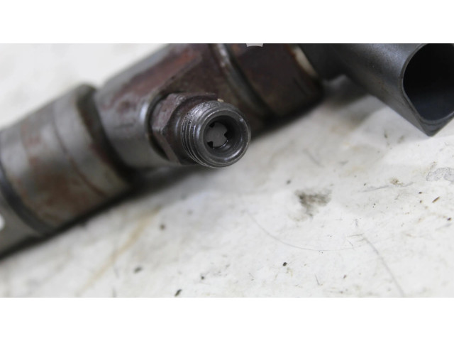 Vstřikovač 7794652 BMW M5