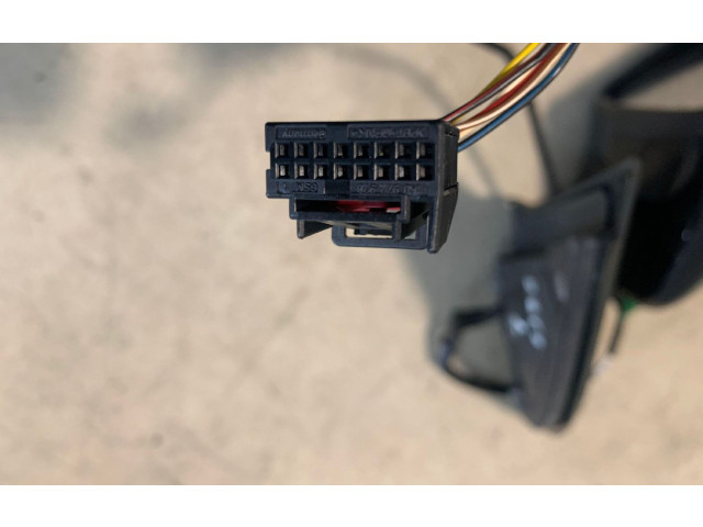 Зеркало электрическое Volkswagen Golf VI 2008 - 2013 года