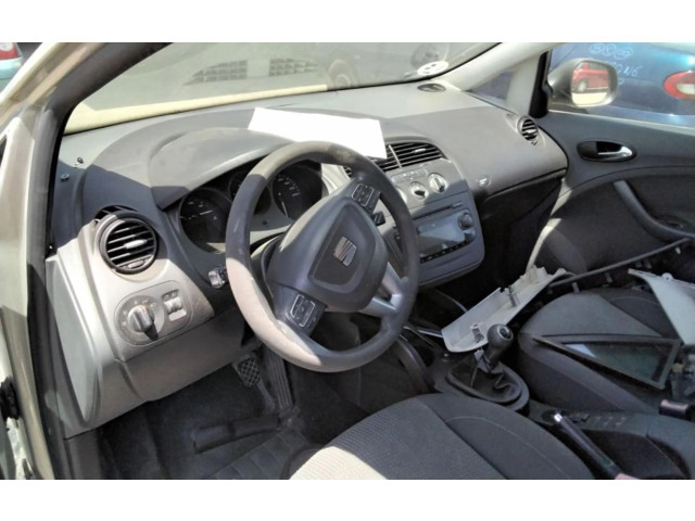 Включатель стеклоочистителей Seat Altea 2004 - 2015 года