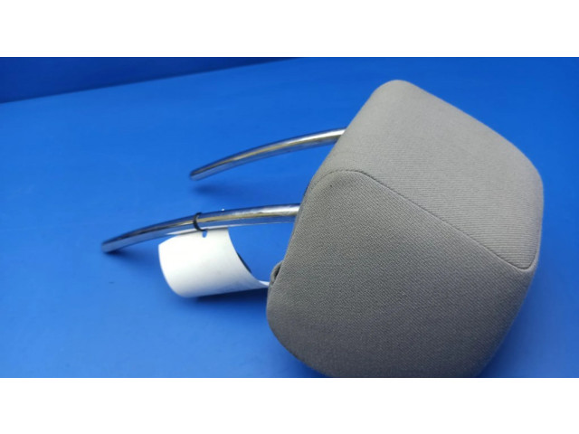 Galinės sėdynės galvos atrama