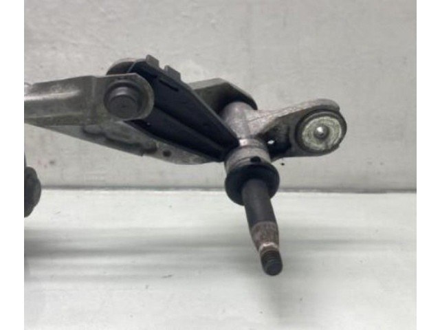 Моторчик дворников     Audi A1