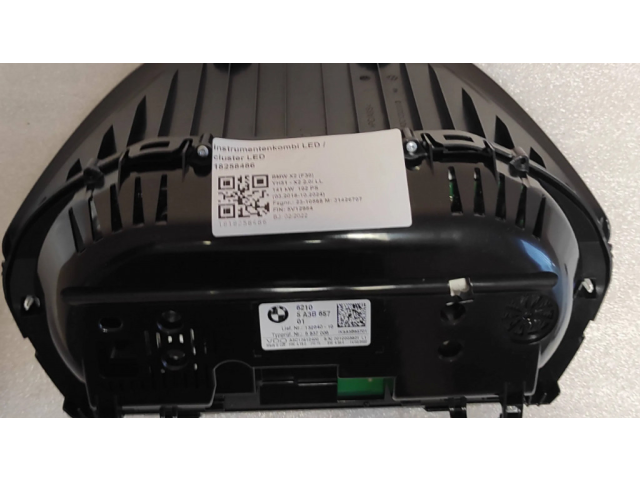 Přístrojová deska BMW X2 F39 2022 6837006, 9840916