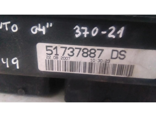   Pojistková skříňka 51737887DS   Fiat Punto (199) 