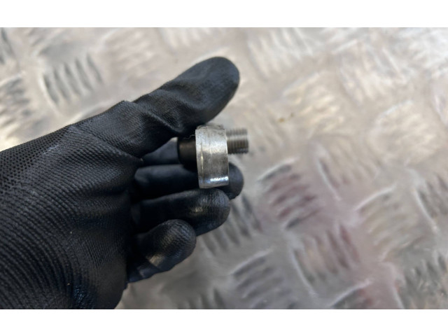 Топливная рампа    Maserati Levante  