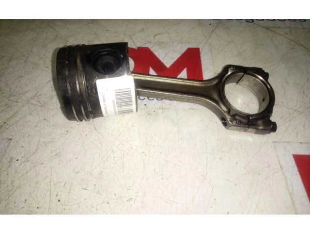 Поршень с шатуном Opel Combo D