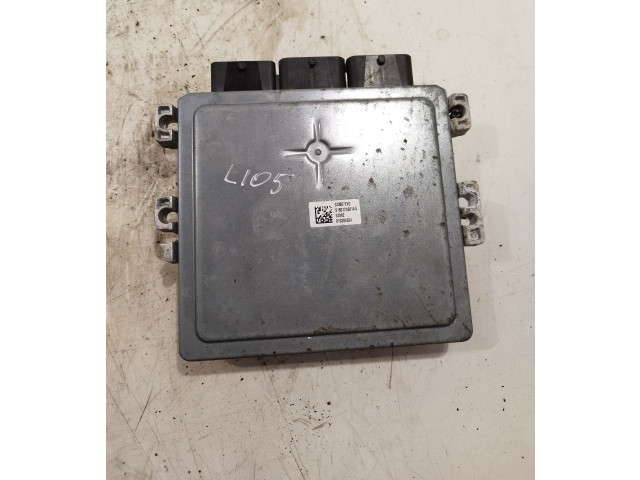 Блок управления двигателем ECU