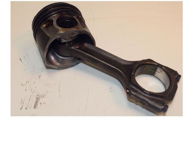 Поршень с шатуном 940A4000 Alfa Romeo Giulietta