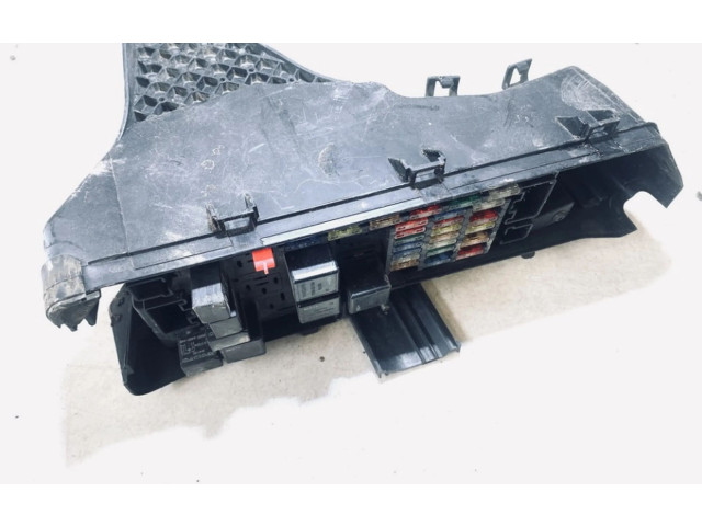 Блок предохранителей  9494210, 9494210   Volvo V70    