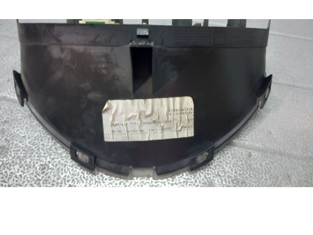 Přístrojová deska Peugeot 206 CC 2001