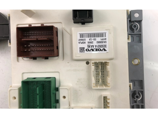 Блок комфорта 32320214AA Volvo XC40