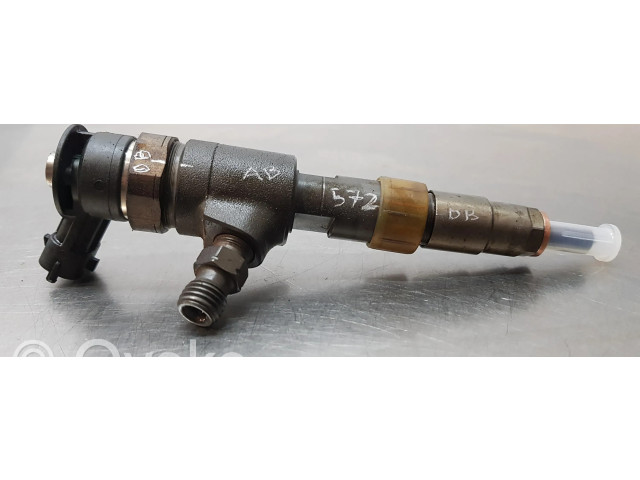 Vstřikovač 0445110566 Peugeot 2008 I pro naftový motor 1.6 BH02