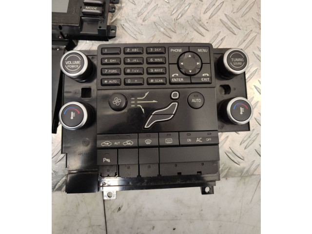 Блок управления климат-контролем 30782905, SN60017229 Volvo S60