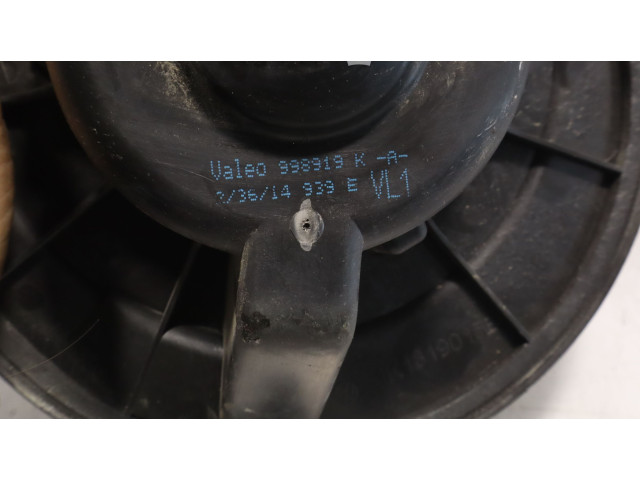 Вентилятор печки Volkswagen Caddy