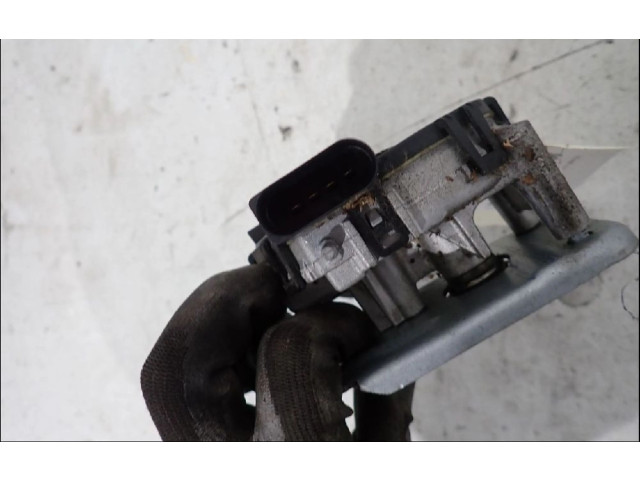 Моторчик дворников 50509396    Alfa Romeo Giulietta