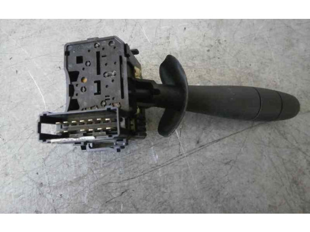 Ручка стеклоочистителей 8200070265, 344810014   Renault Trafic II (X83)