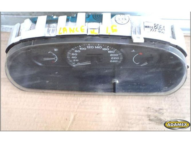 Панель приборов    Mitsubishi Lancer       