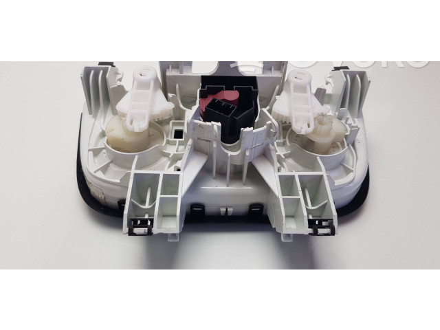 Блок управления климат-контролем 05073401000013   Citroen Nemo