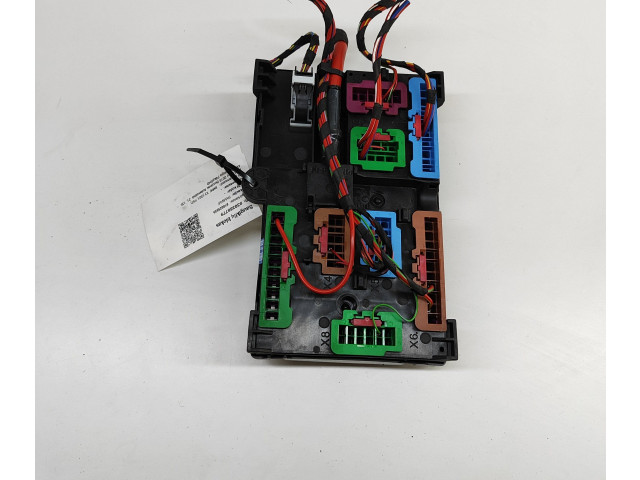 Блок предохранителей 6828075, 8795478 BMW X3 G01