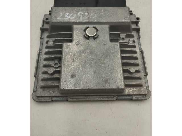 Блок управления двигателя 03F906070HH, 03F907309AK Skoda Fabia Mk2 (5J)
