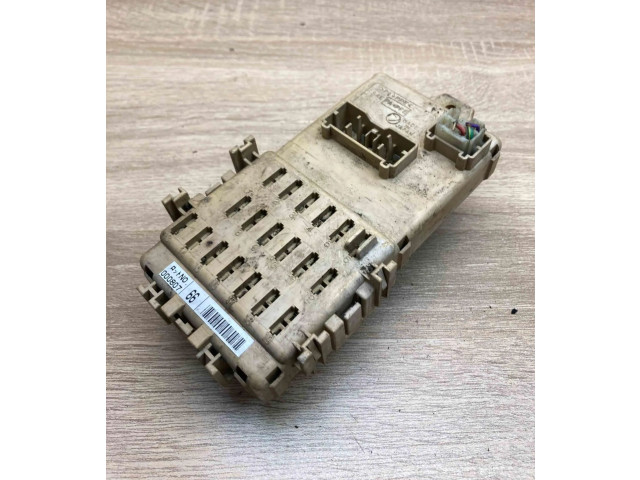 Блок предохранителей JB200400, 000807   Subaru Forester SF    