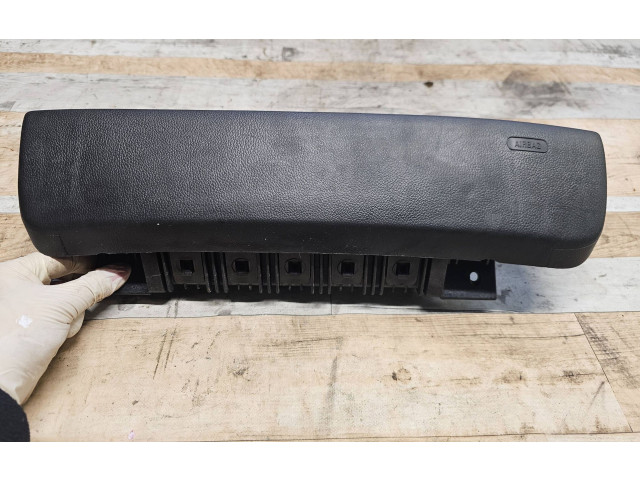 Подушка безопасности для колен 95934658, 814990982 Chevrolet Sonic