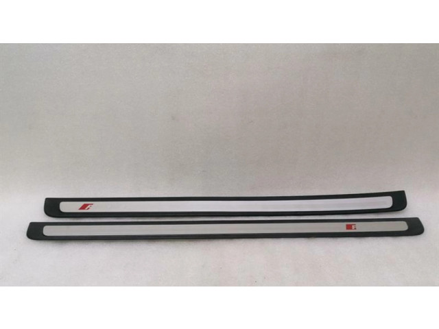 Комплект обшивки порога (внутренний)