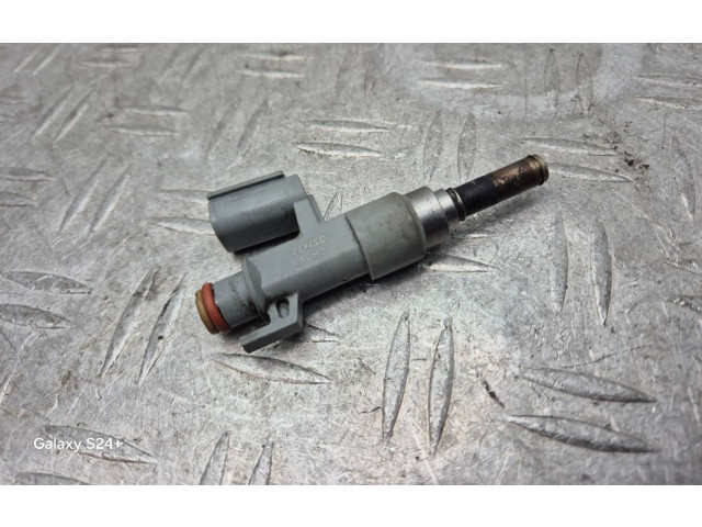 Vstřikovač 2325025020 Toyota RAV 4 (XA50)