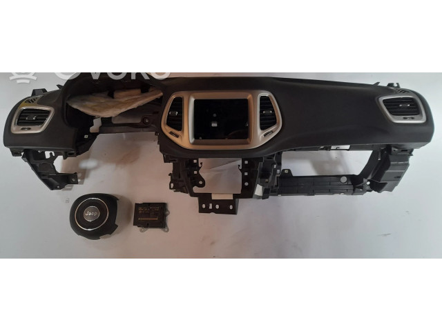 Oro pagalvių komplektas