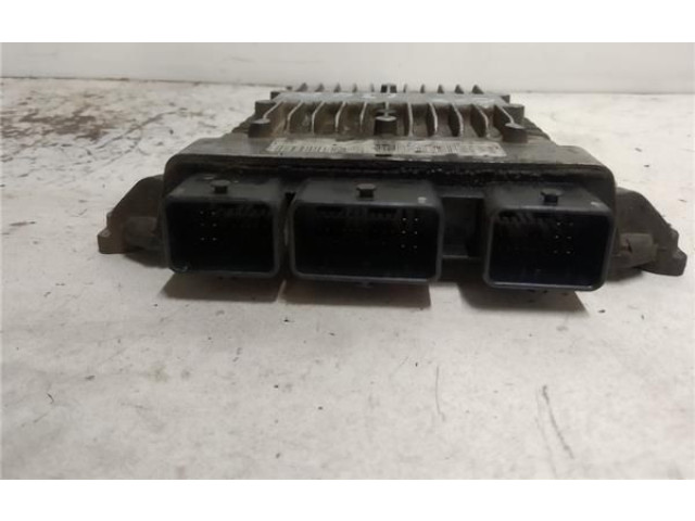 Блок управления 9660300280, 9653451880   Citroen C2