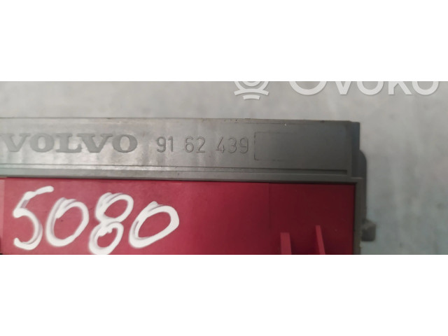 Блок предохранителей 518322110, 9452993 Volvo S80