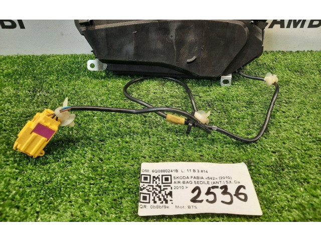 Подушка безопасности водителя 6Q0880241B, 6Q0880241B   Skoda Fabia Mk2 (5J)