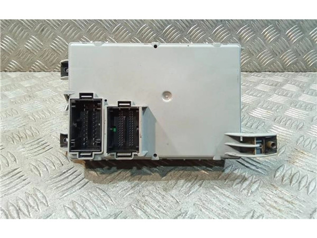 Блок предохранителей  00519383540, 28400319   Opel Combo D    