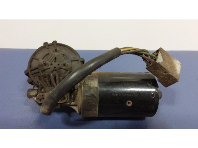 Двигатель стеклоочистителя заднего стекла