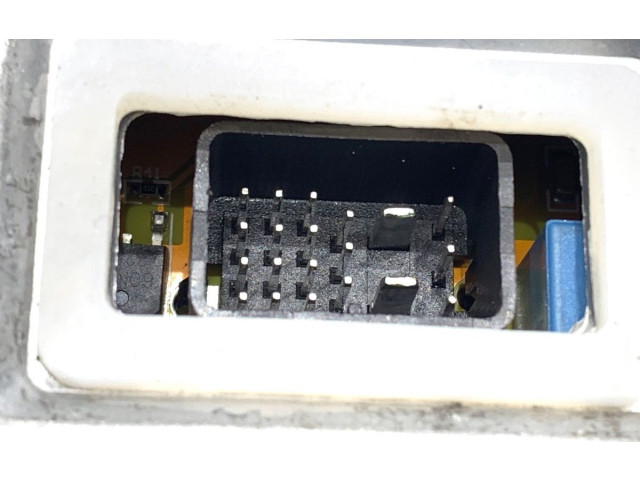 Pojistková skříňka 2285510600 Audi A3 S3 8P 2005