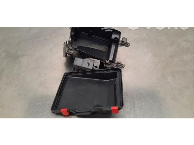 Pojistková skříňka 9678633380 Citroen Berlingo 2021
