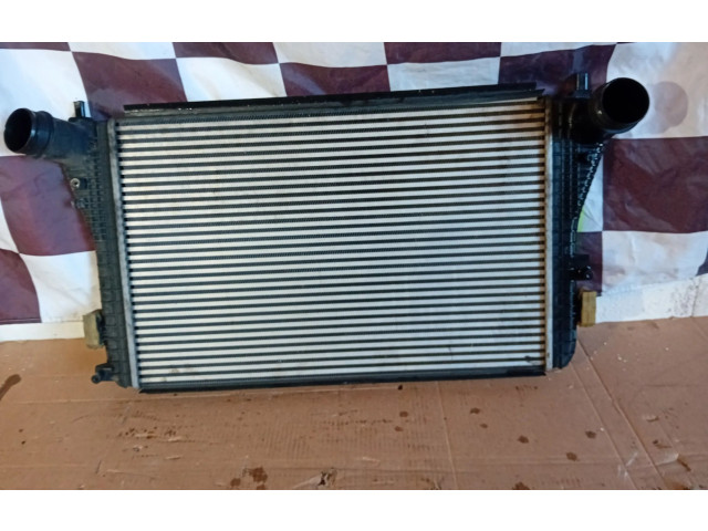 Интеркулер  1K0145803CG   Volkswagen Golf Plus 