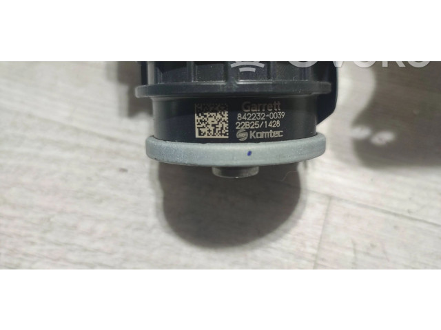 Turbodmychadlo Турбина 8422320039, 22B251428 Peugeot 208