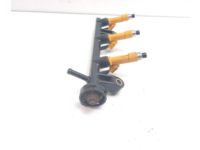 Vstřikovač 2325040020 Subaru Justy