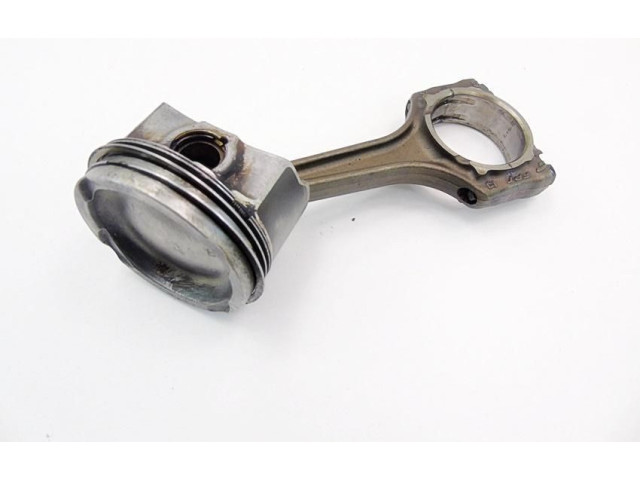 Поршень с шатуном 72L66 Jeep Renegade