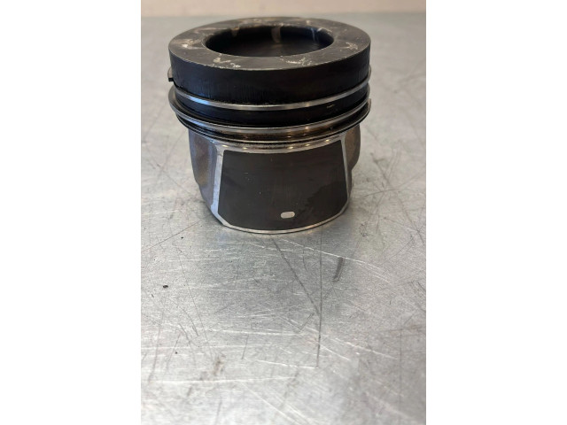 Píst 40353620 Volkswagen Tiguan