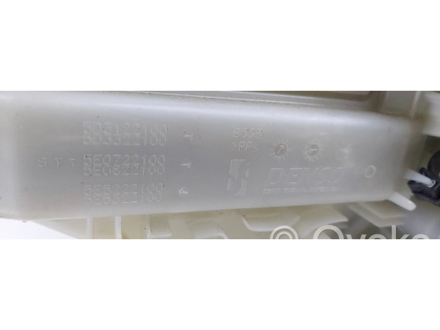 Другая деталь салона